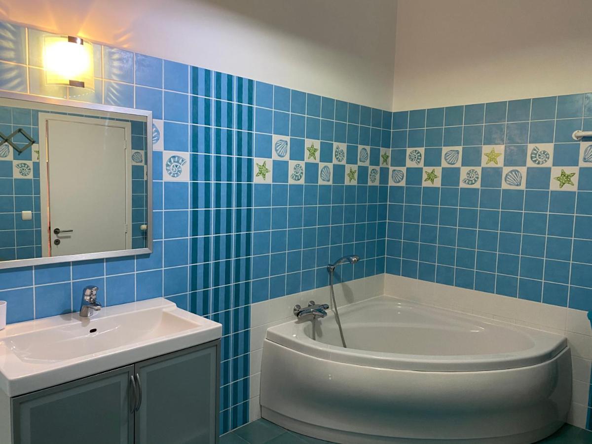 Suzanne'S Cottage Rochehaut Ngoại thất bức ảnh